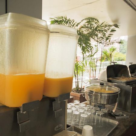 Torres De Alba Hotel & Suites Panama City Eksteriør billede
