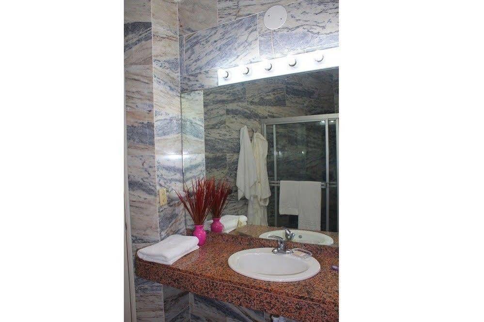 Torres De Alba Hotel & Suites Panama City Eksteriør billede