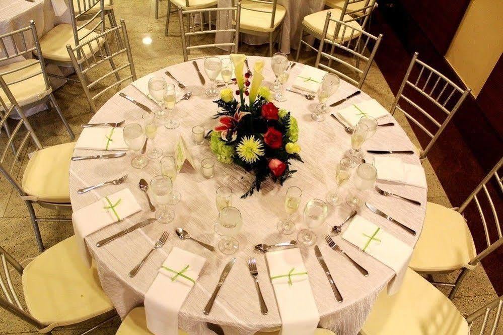 Torres De Alba Hotel & Suites Panama City Eksteriør billede