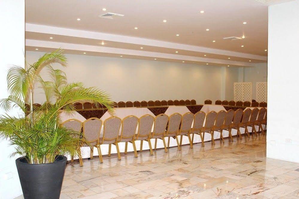 Torres De Alba Hotel & Suites Panama City Eksteriør billede